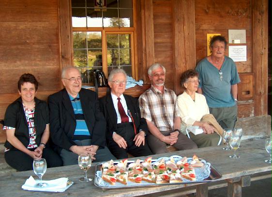 ehemalige LehrerInnen der Bezirksschule Klliken